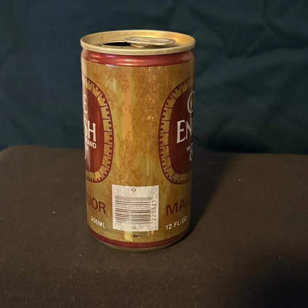 Olde English 800 Malt Liquor vintage beer can